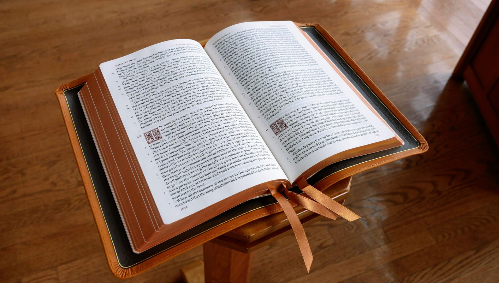 Schuyler Bibles | EvangelicalBible.com