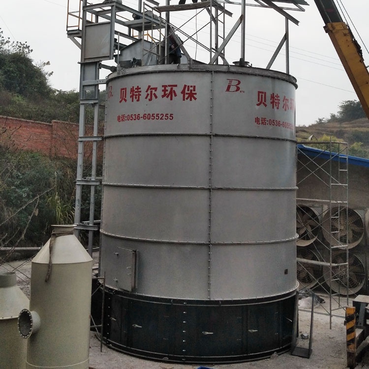 Motor Core Components High Productivity Chicken Pig Manure Compost Machine