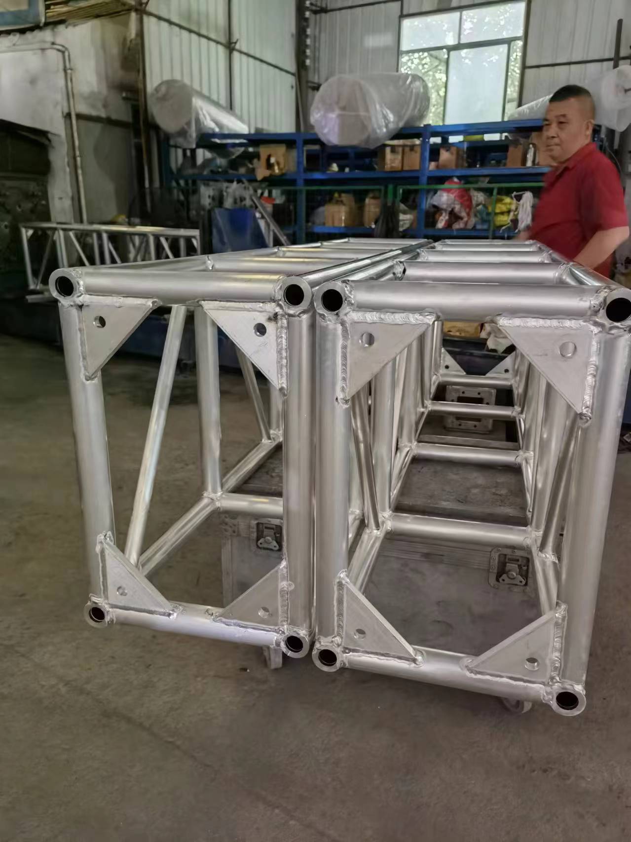 Durable Square Aluminum Truss Display 520mmx760mm For Music Festivals / Events Stage