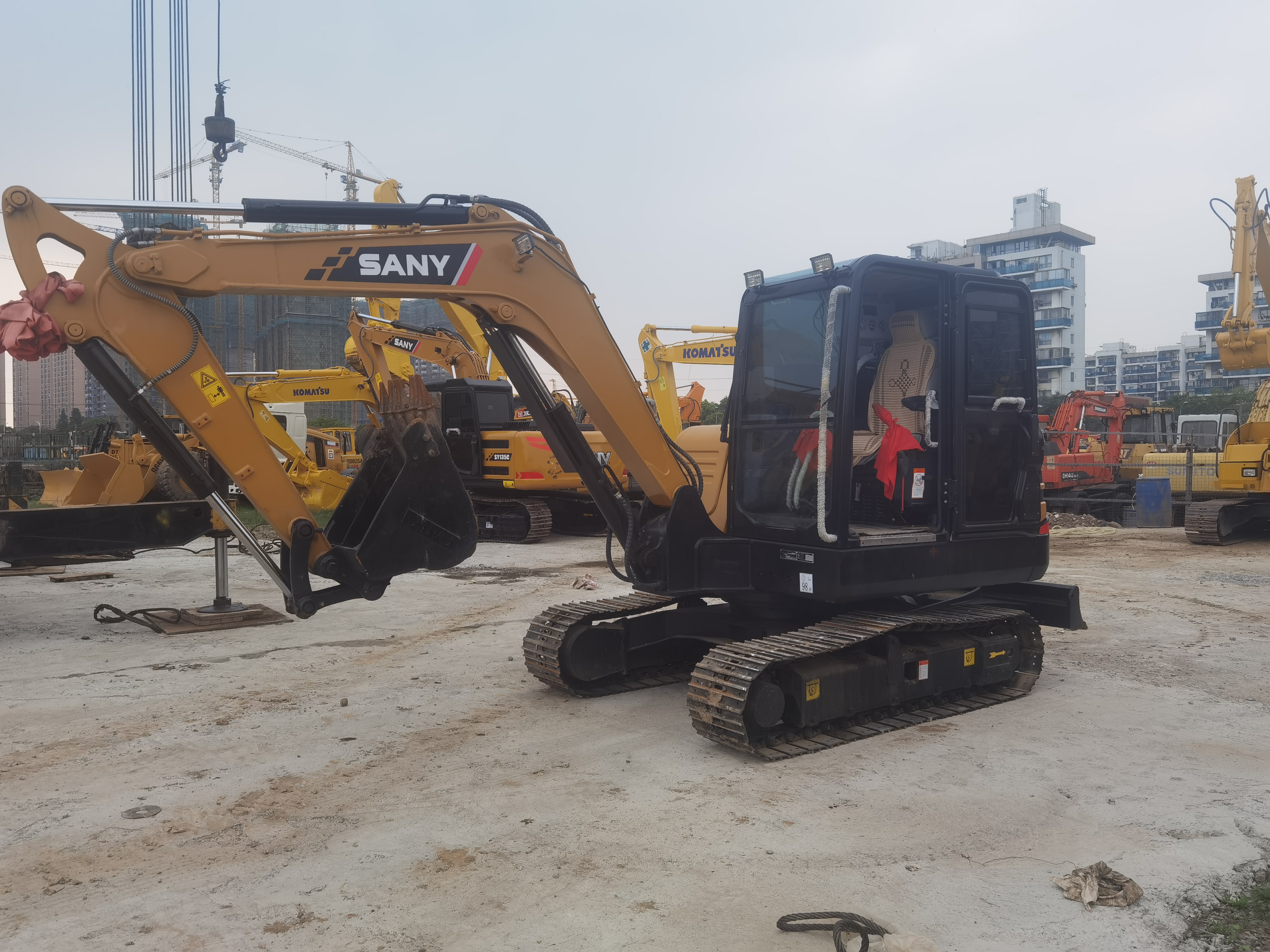 High Performance Sany SY60C Excavator 6TON 0.3 Bucket Capacity 40.5 Power