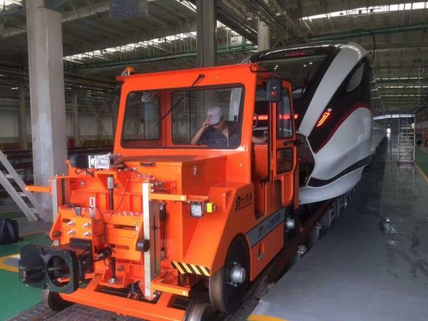 Long Service Life Railway Road Tractors / Rail Car Movers 5000/2000mm 1500mm