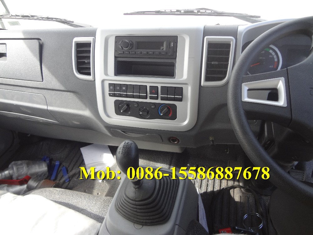 RHD 4x2 SINOTRUK HOWO 10000L Water Bowser Truck