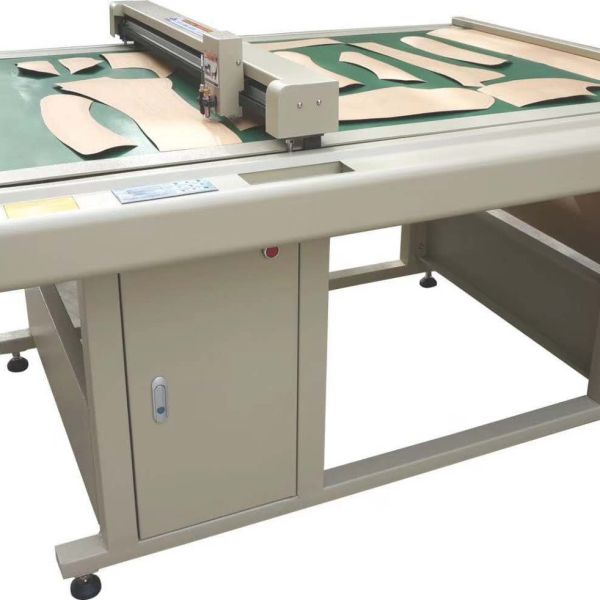 300KG Pen Drawing and Printing Speed Creaser Garment Pattern Cutting Plotter
