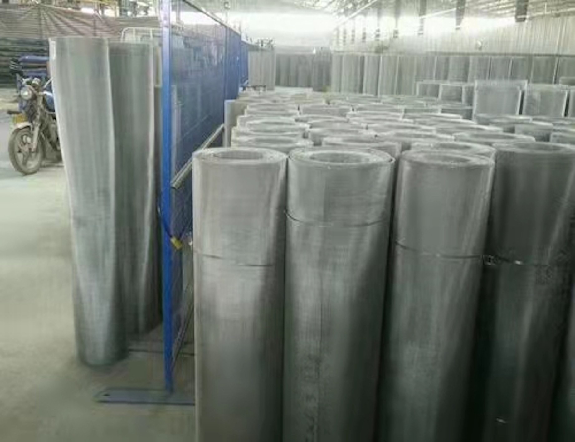 SS 316 50m Dutch Weave Mesh Filter Cloth Alkali Resistant Square Hole