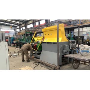 High Efficiency Pallet Shredder Pallet Crusher Machine Wood Pallet Cutting