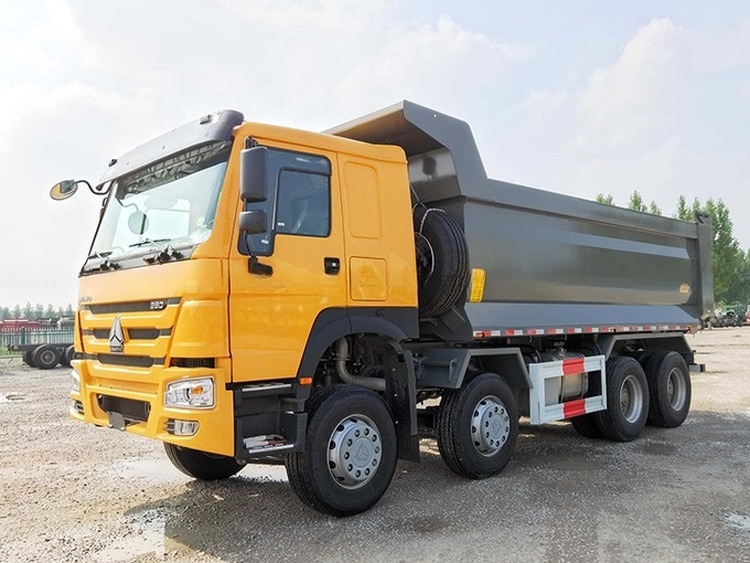 Howo Euro 4 380hp 8x4 Dump Truck with ZF8118 Steering System and 50 Ton Capacity