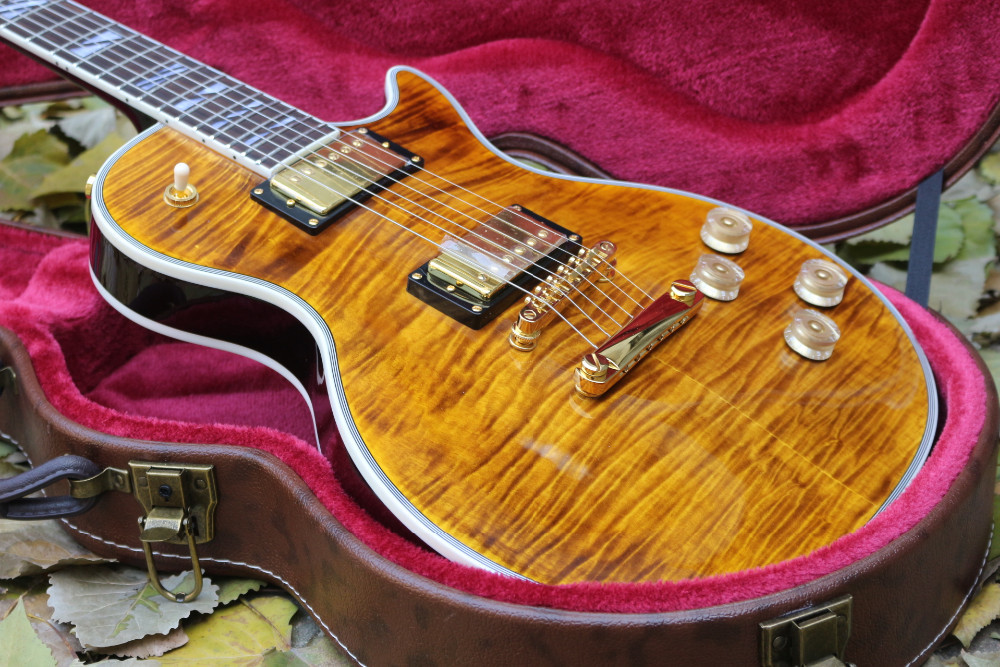 Custom double Tiger Flame Maple top supreme LP Electric Guitar golden hardware
