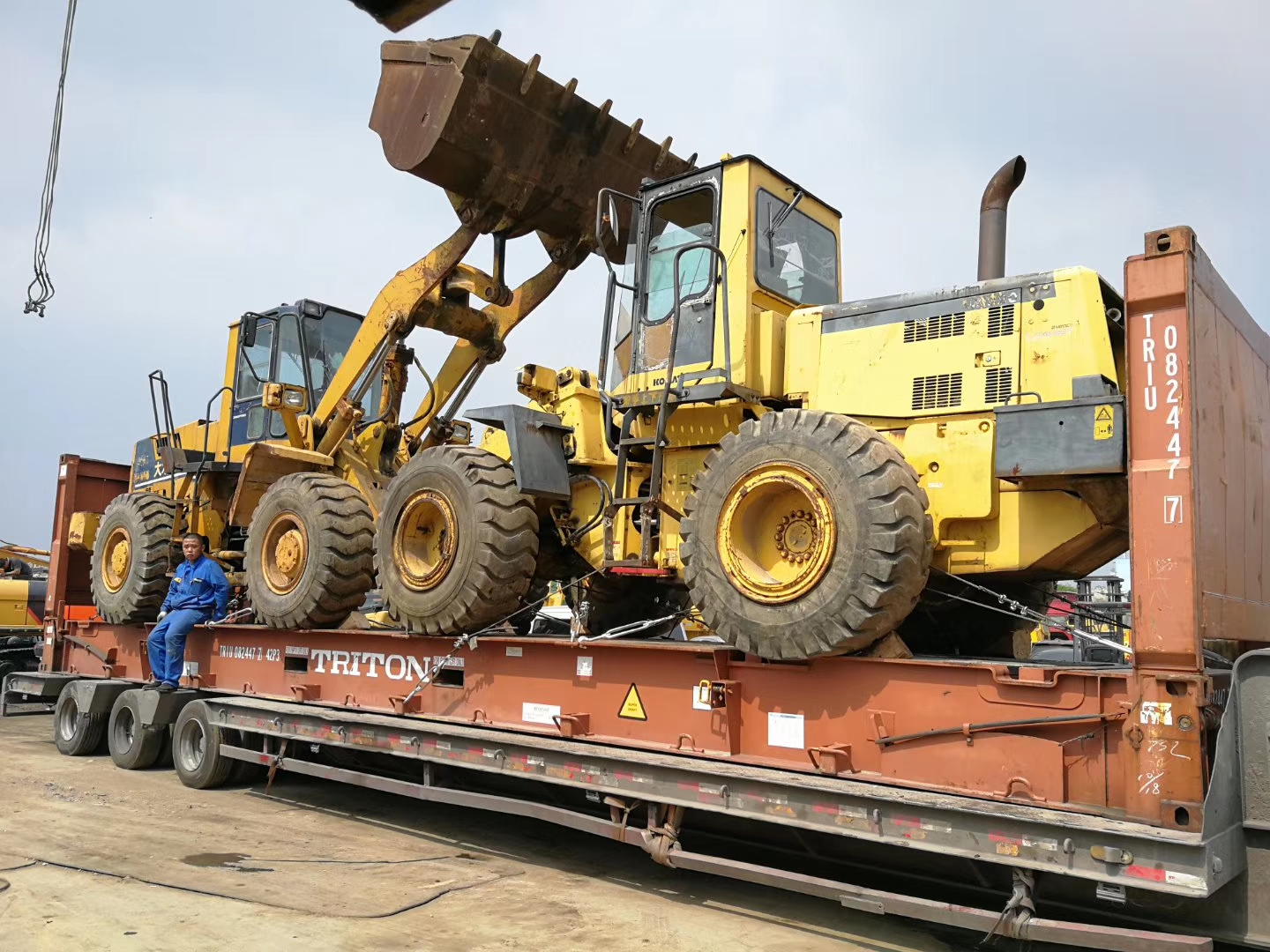 20 Ton Komatsu Hydraulic Crawler Excavator 107KW 3800 Hours in Spain Yellow