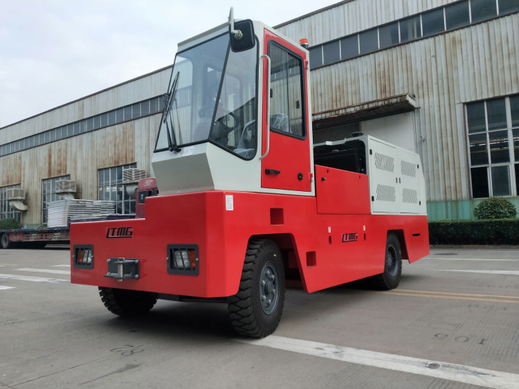 Diese Powered Side Loader Container Truck , 5 Ton Side Moving Forklift ISUZU Engine