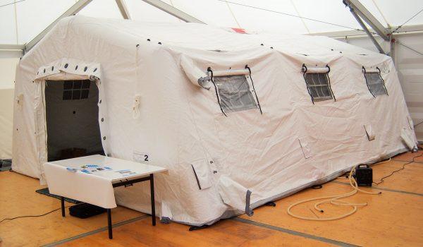 Outdoor Large Isolation Inflatable Decontamination Tent With 0.6mm PVC Tarpaulin