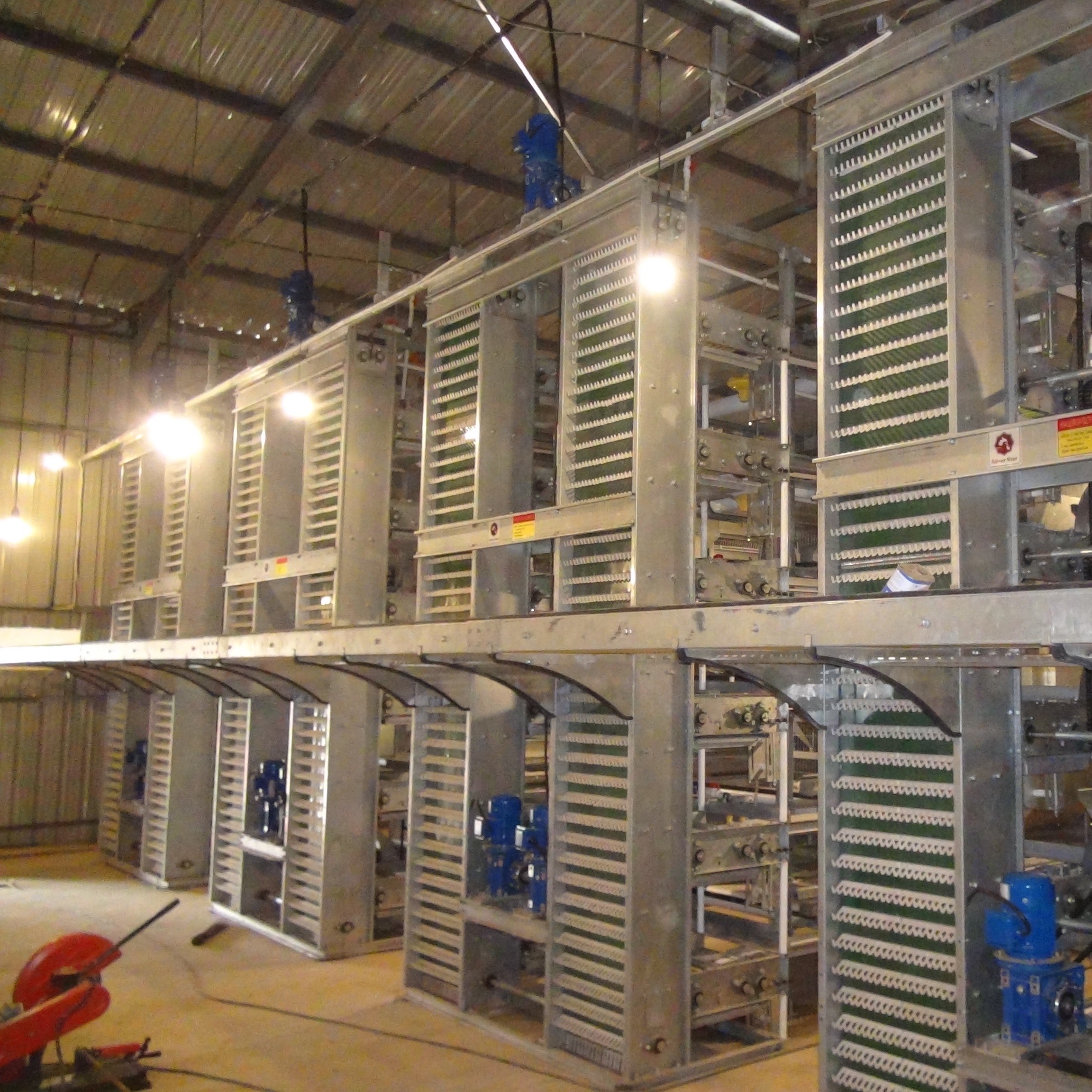 Automated Laying Hens Machines 8 Tier Chicken Layer Battery Cage Chicken Cages Hot Galvanized Egg Layer Poultry Farms