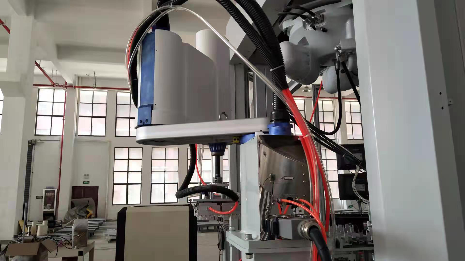 China SCARA Robot Plastic Shredding Machines 4 Axis Payload 3kg 400mm Arm on sale