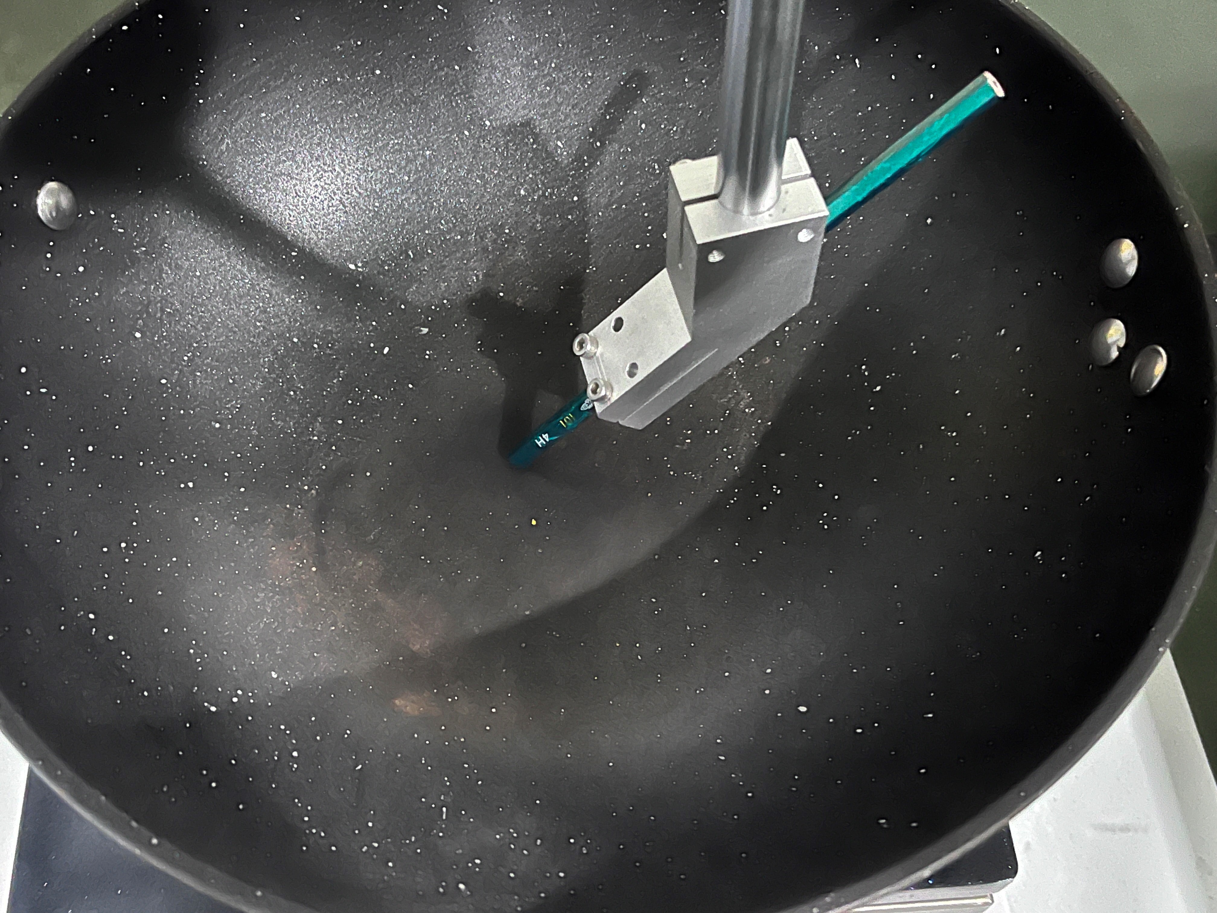 Cookerwares Coating Scratch Resistance Testing Equipment BS EN 12983-1