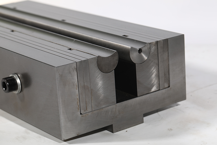 Sheet Metal Forming Press Brake Die Hydraulic Press Brake Punch And Die