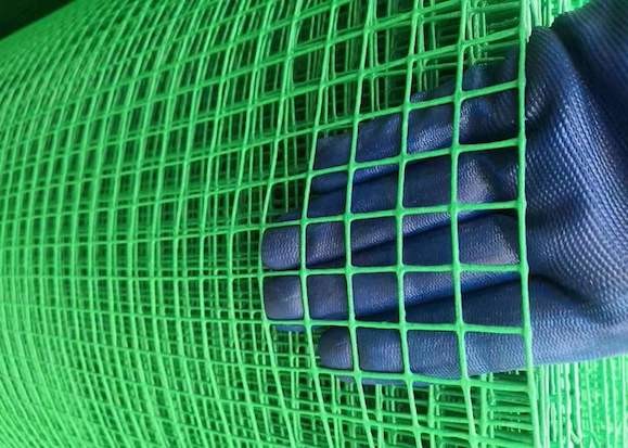 0.5m 2m Agricultural Mesh Carbon Steel Wire Mesh 2X2 Welded
