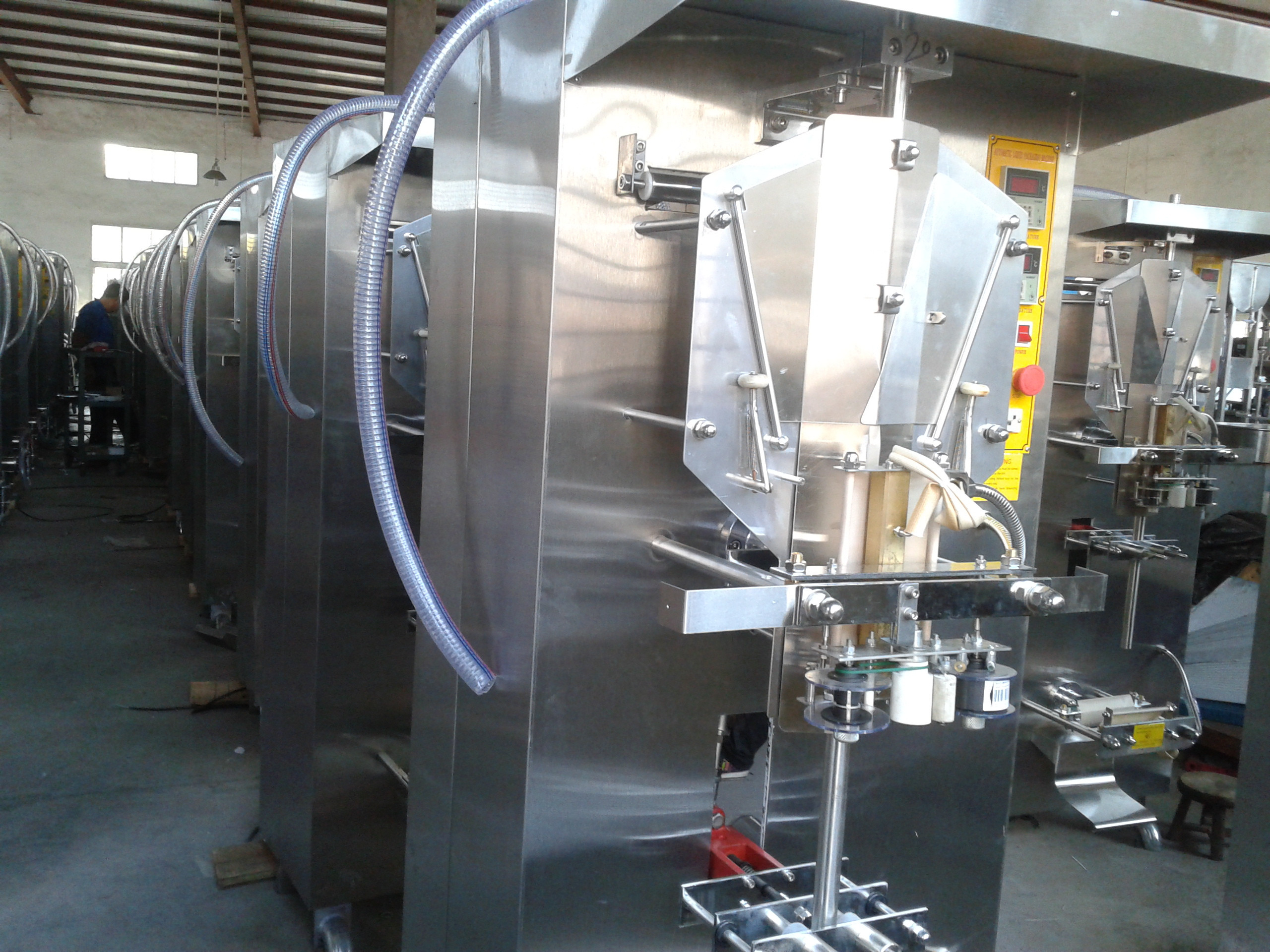 Paste / Granules Liquid Filling And Capping Machine Low Energy Consumption