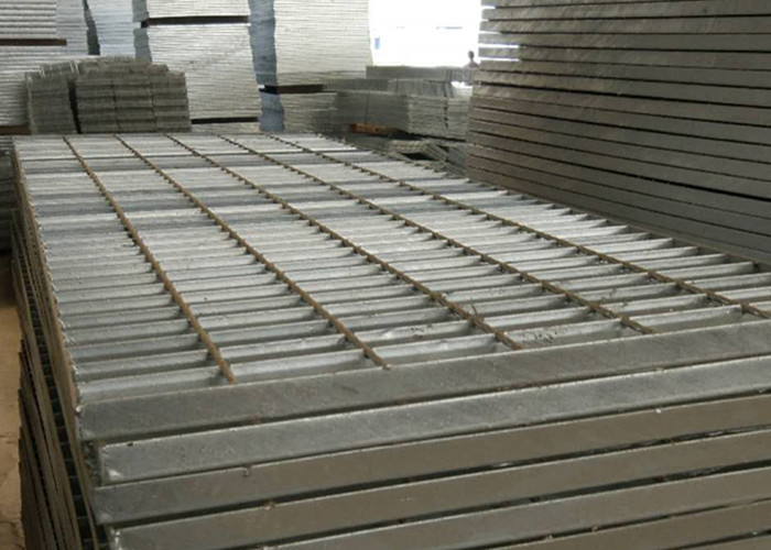 ANSI 32*5mm Walkway Galvanized Steel Grating For Construction Material