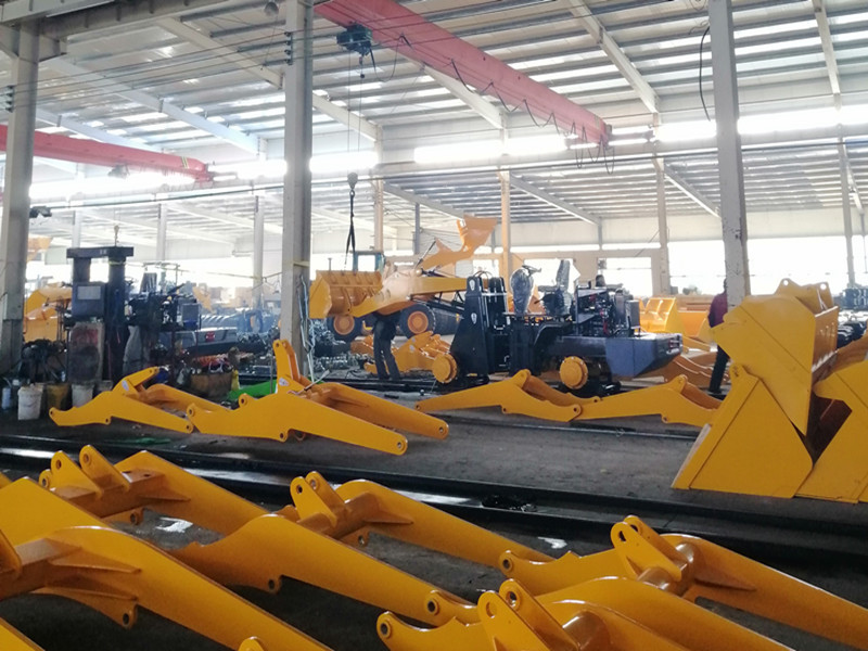 Earth moving machinery best backhoe loader excavator price