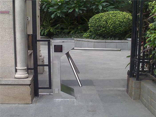 Small size vertical Waist Height Pedestrian Entrance Control Tripod Turnstile Gate