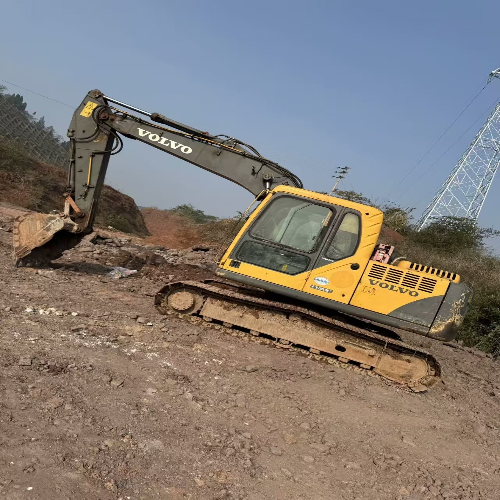 Secondhand Excavator Original VOLVO EC140B Used Hydraulic 14ton Crawler Digger