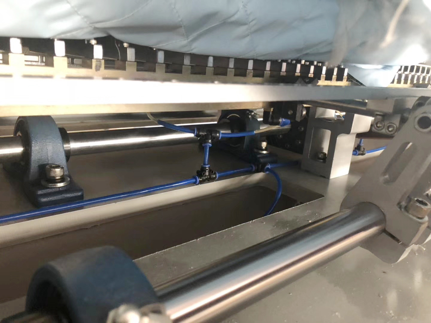 1400RPM 280CM Bed Cover Computerized Quilting Machine Multi Needle Type