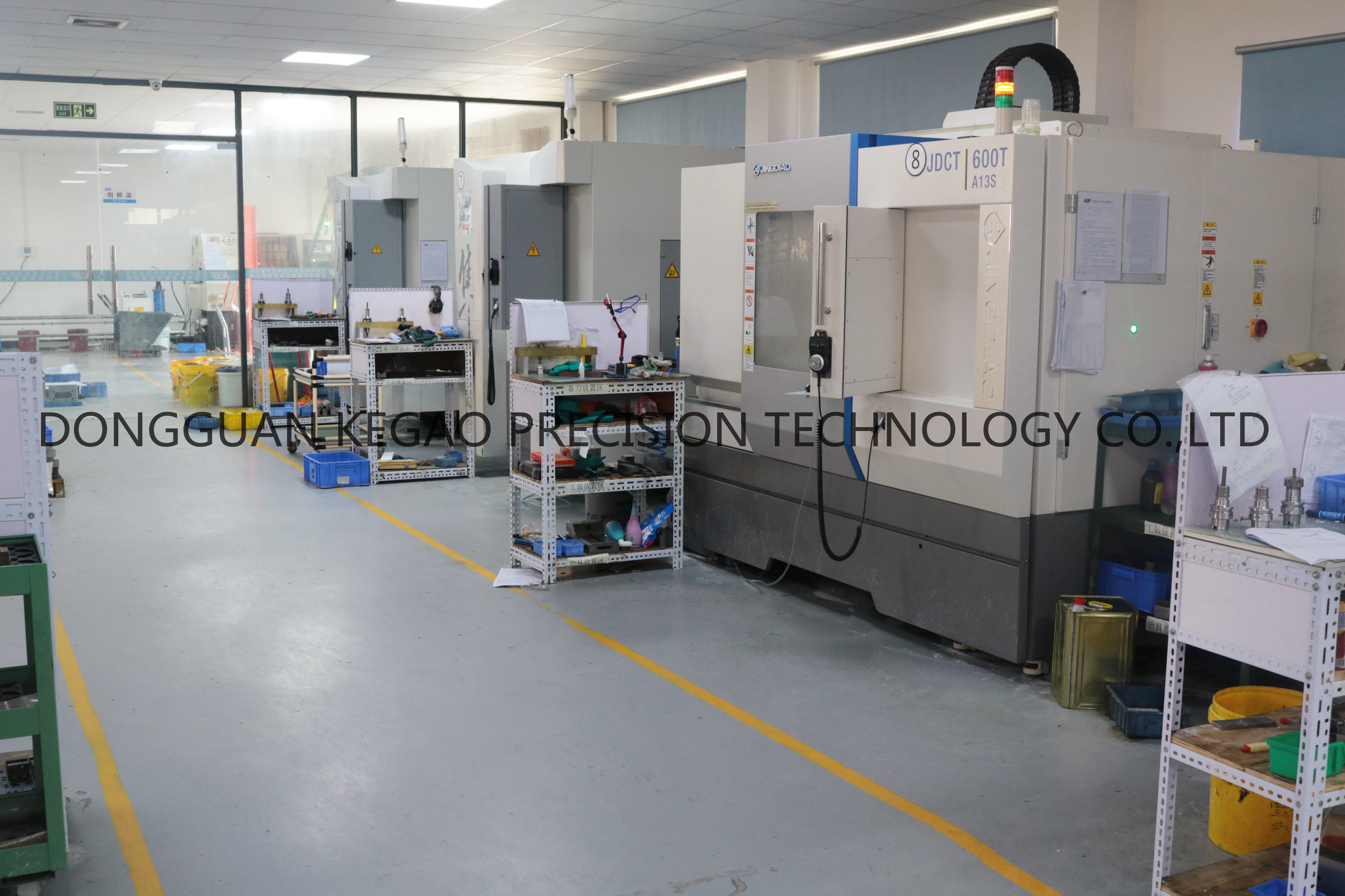 ASSAB STAVAX Medical Injection Molding Parts Mirro Polishing 54 HRC