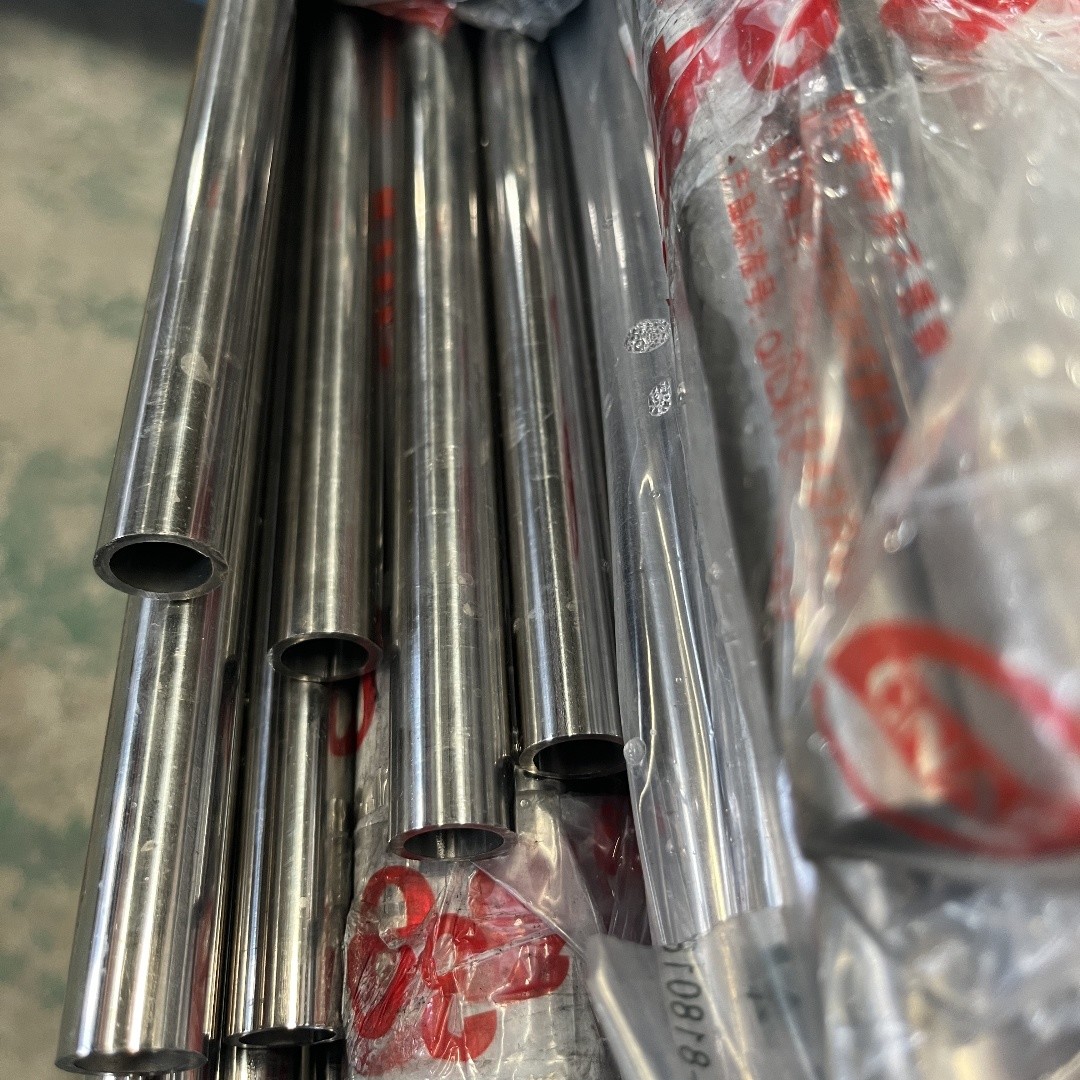 ASTM A270 TP316L SS Pipe Tube DIN 1.4404 12.7*1.5 10*1*3000mm BA 8K Round Tube