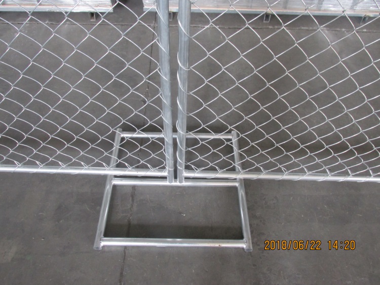 Standard 8'x10' temporary chain link construction horading fence aperture2¼"(57mm) x2.7mm ga and 16ga wall thick x 42mm