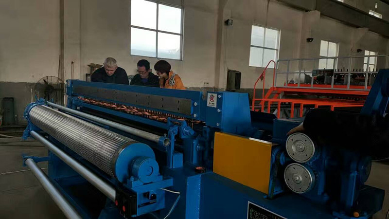  Full Automatic Welded Wire Mesh Welding wire mesh Fence Rebar Machine Manufactures