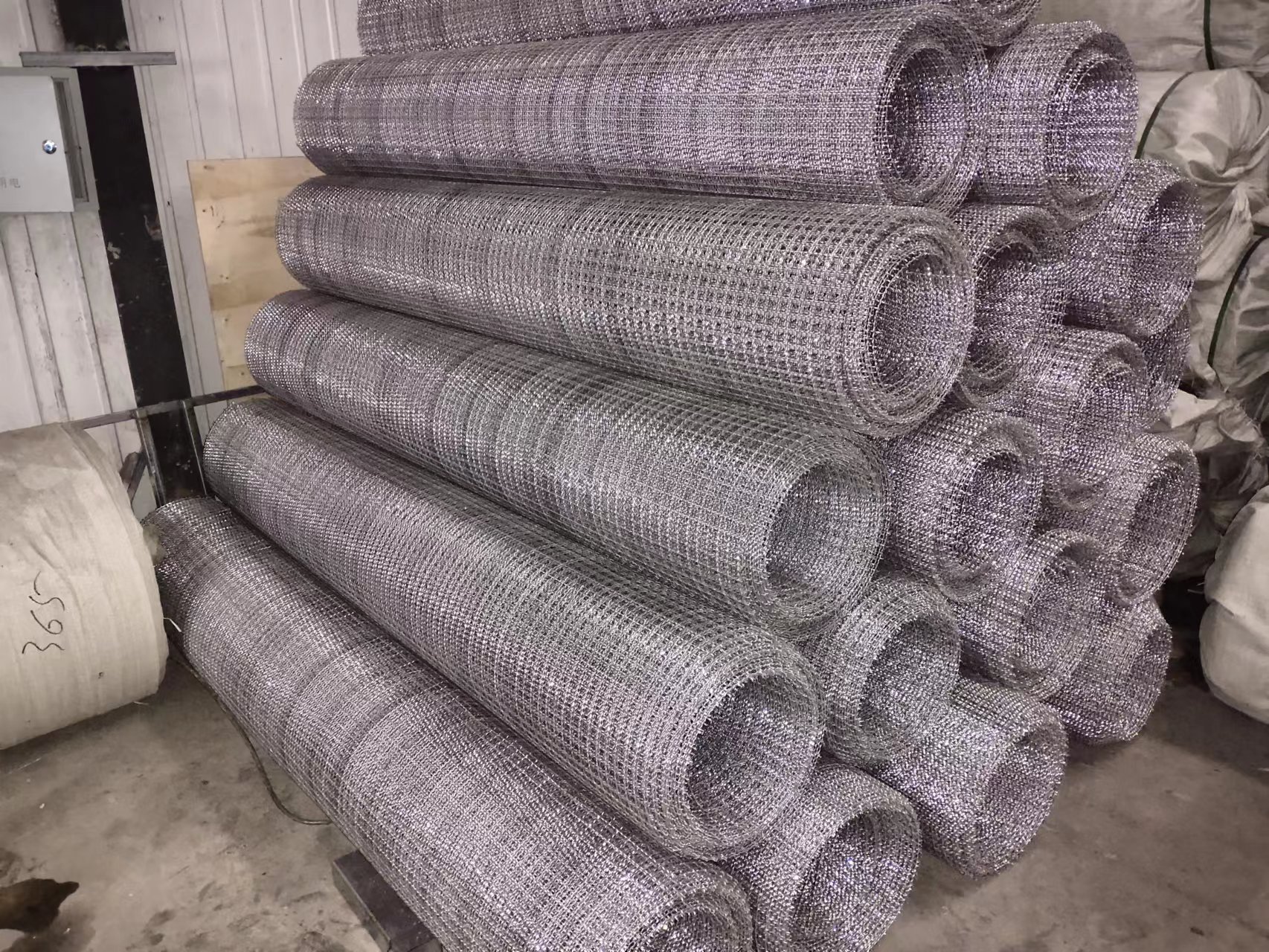 aluminum crimped wire mesh