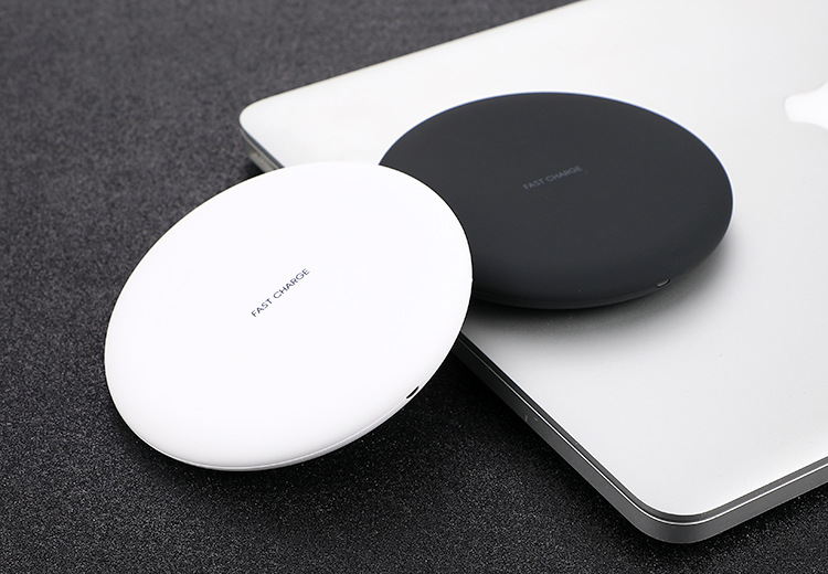 QI Fast Wireless Mobile Charger For IPhone X / 8 Lithium Battery CE FCC