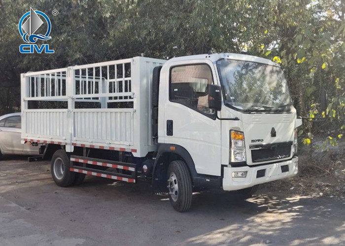 4x2 Van Cargo Truck 3 Ton Mini Howo Light Duty Commercial Trucks Fence Lorry Truck