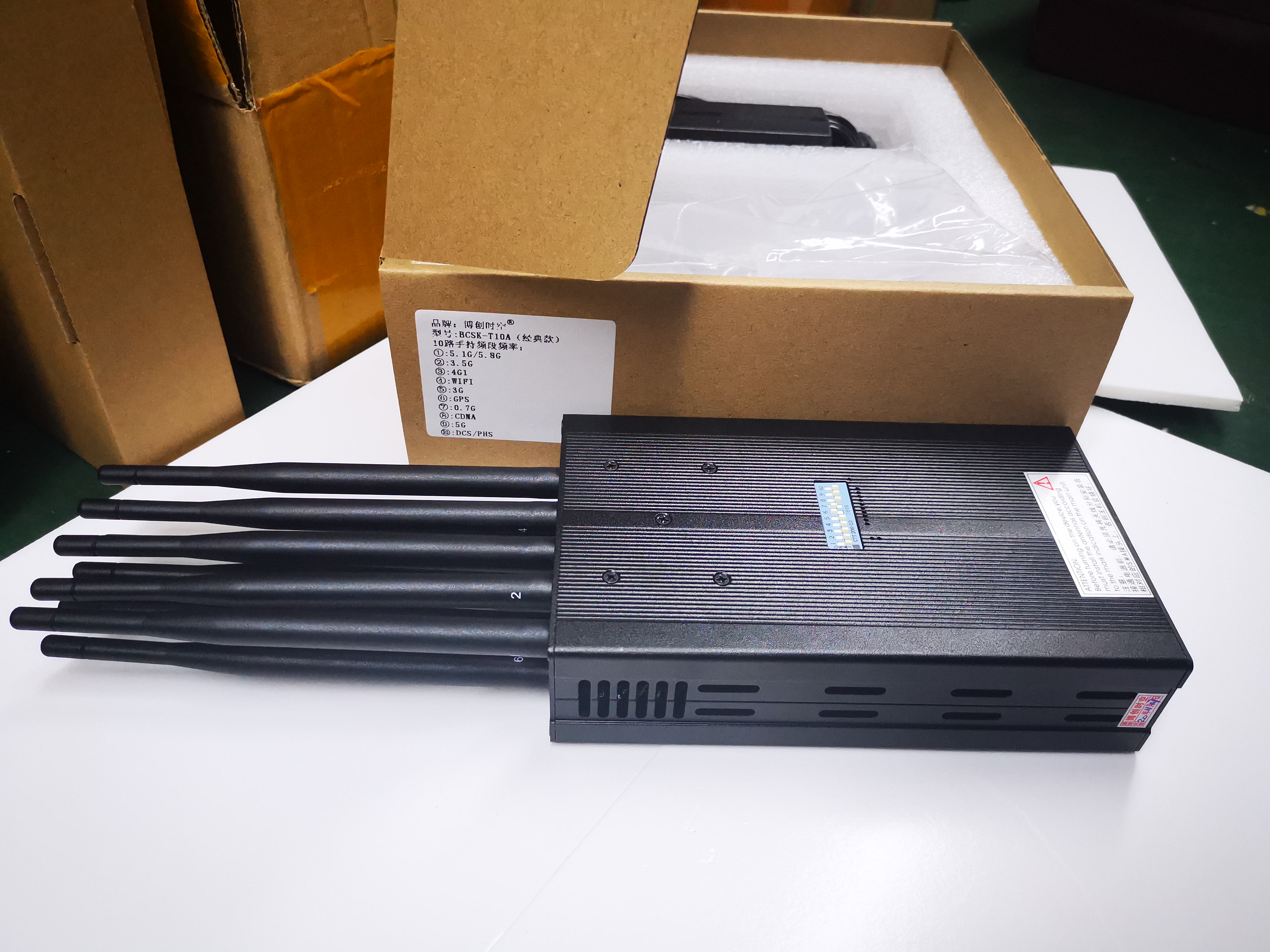 10 band handheld mobile phone signal jammer wifi network jammer GPS location jammer 2G 3G 4G 5G mobile phone jammer