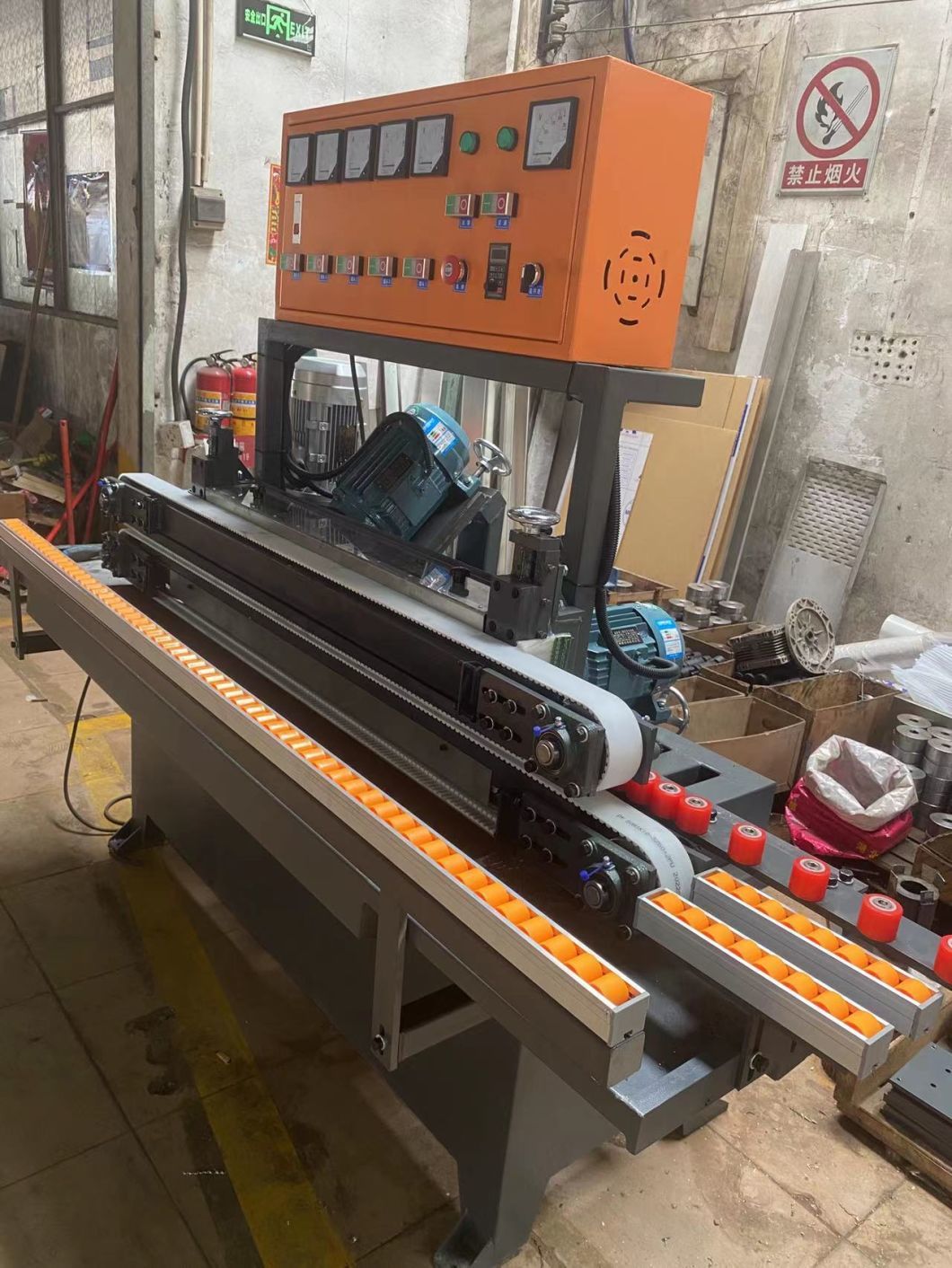 Factory Supply Straight Line Glass Bevel Edge Making Horizontal Small Mirror Glass Beveling Machine with 5 Spindle