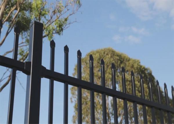 wholesale tubular steel fence,hot selling security top crimped spear fence 1.8m