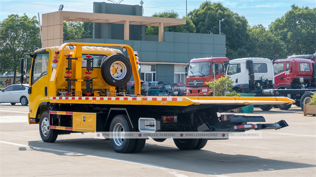 Best Sellers 6ton Wrecker Tow Recovery Truck Towing Equipment Flatbed Tow Equipment