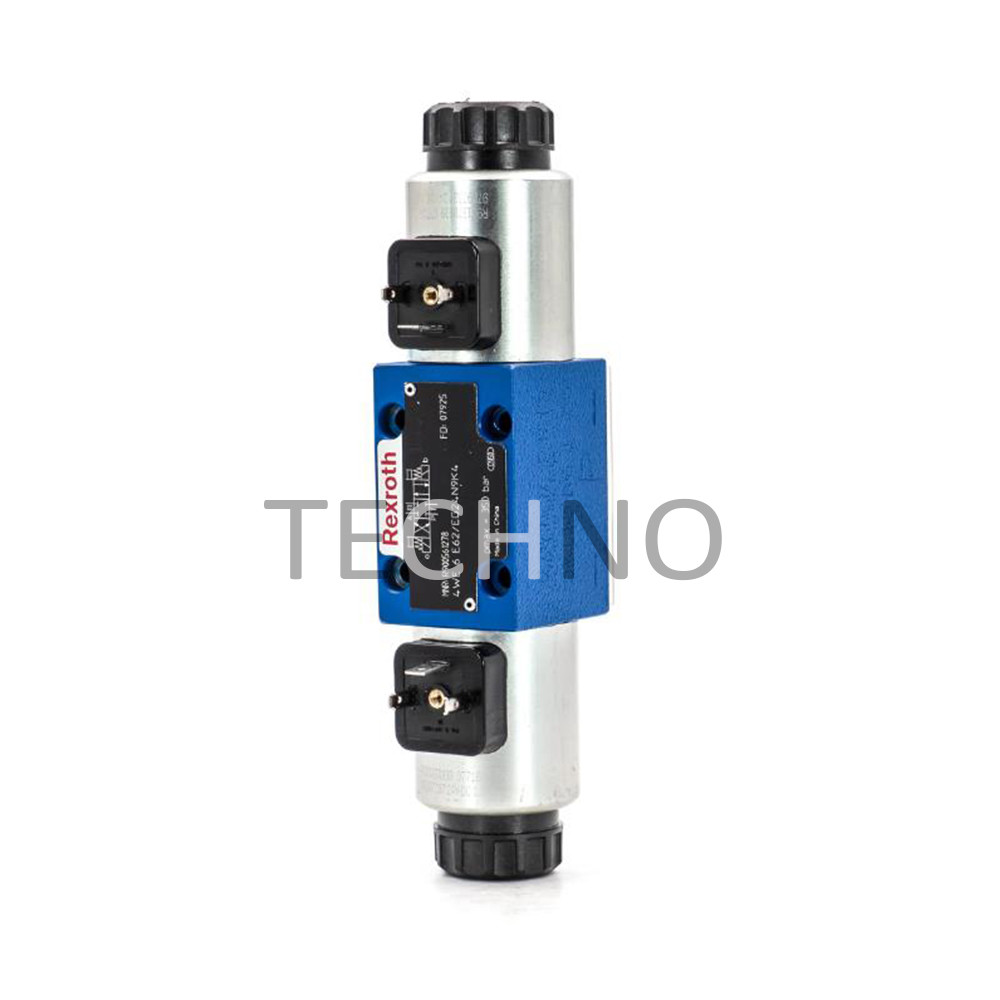 4/3 Hydraulic Control Valve Hydraulic Directional Valve With Wet - Pin