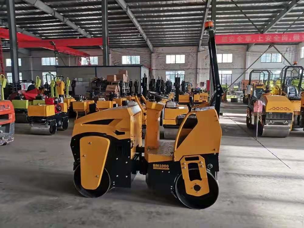 YL42 950kg 4km/H Hydraulic Road Construction Roller With Gasoline Engine