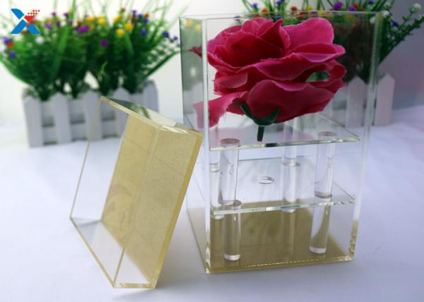 Valentine ' S Fresh Rose Transparent Gift Box , Acrylic Flower Case Chemical