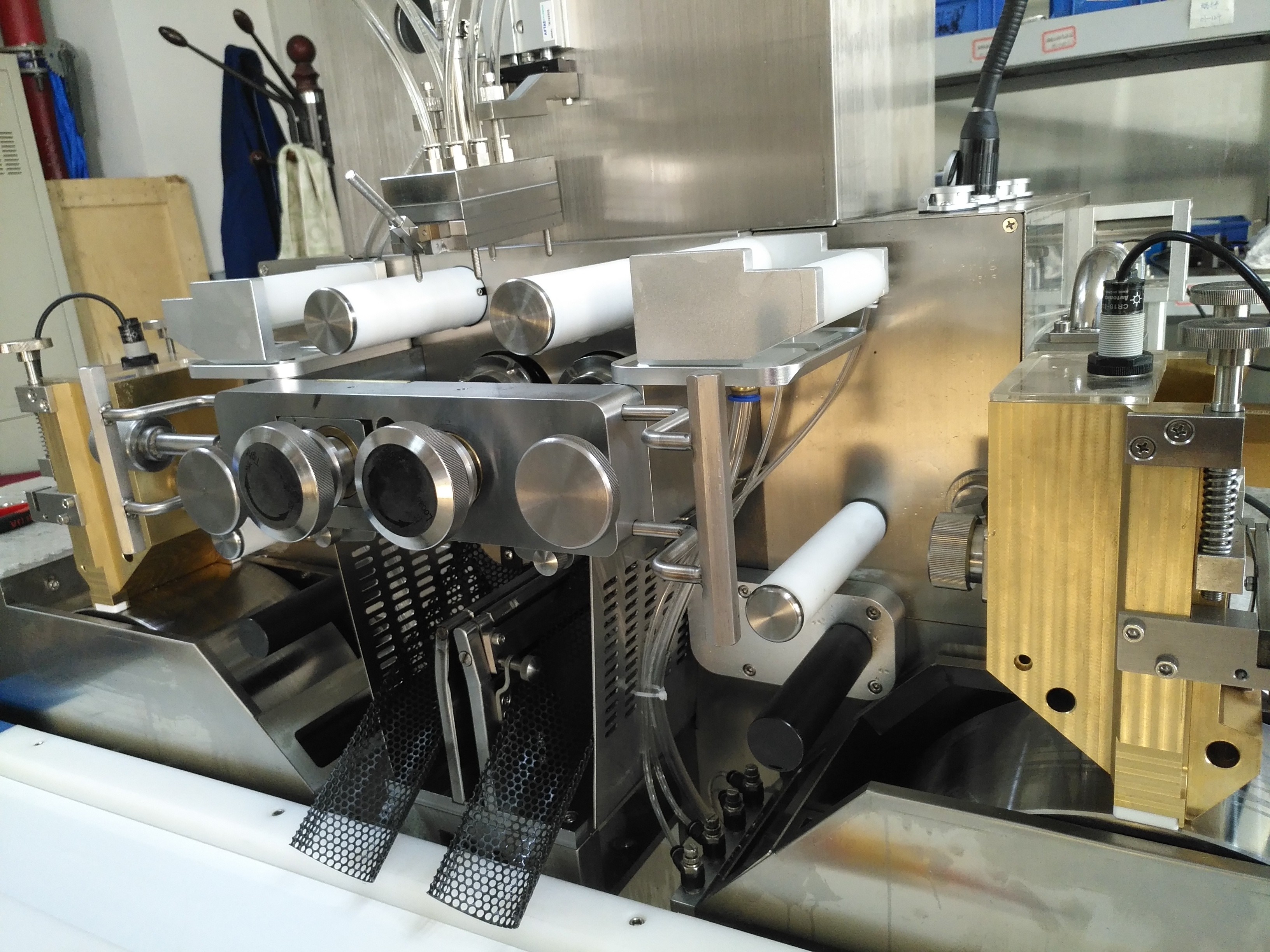 Aluminum Cover Starch Softgel Encapsulation Machine