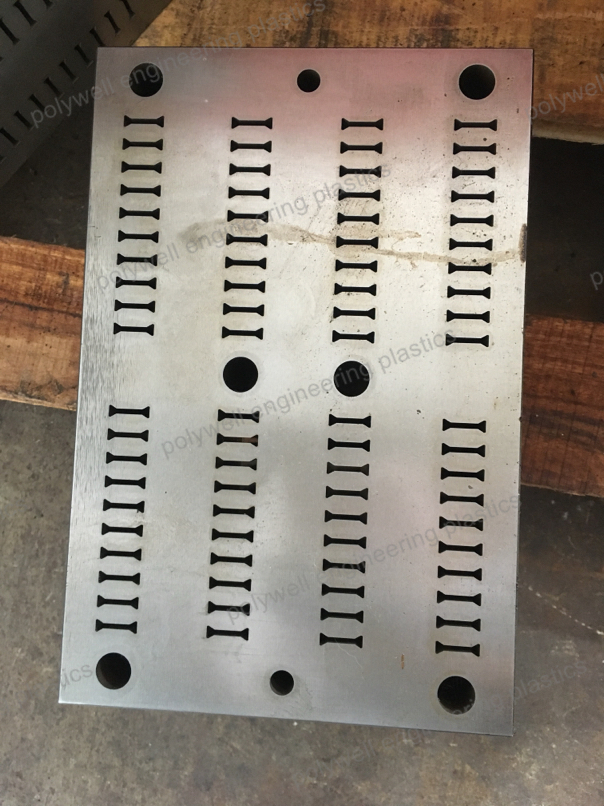 PA66 GG25 Heat Break Strips Extruding Machine Steel Mold