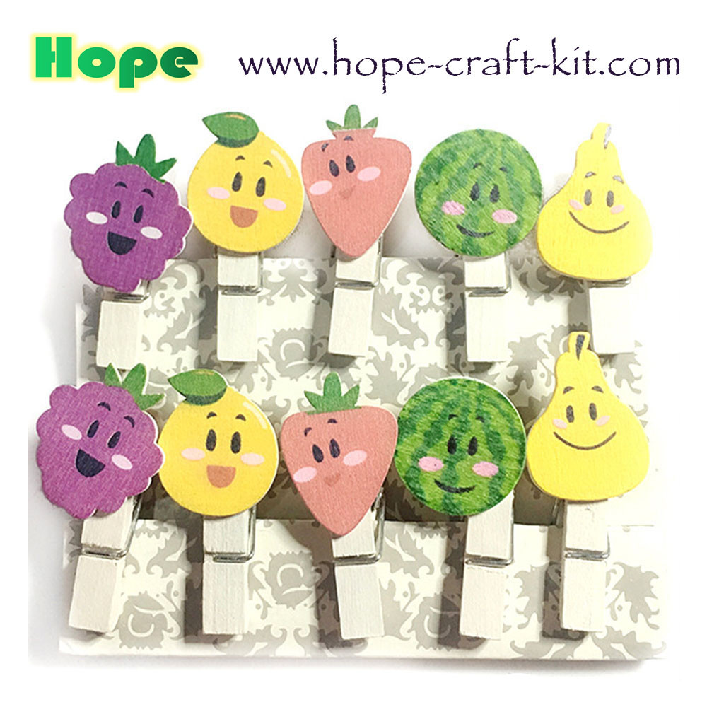 Various Size Mixed Colors Asslorted Colors Solid Wood Clothpins Clips Pegs with Animal Fruit Christmas 72 X 14mm