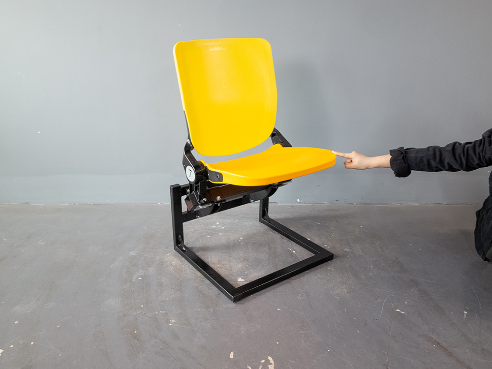TUV Standard Riser Mounted Brackets Plastic Stadium Chair