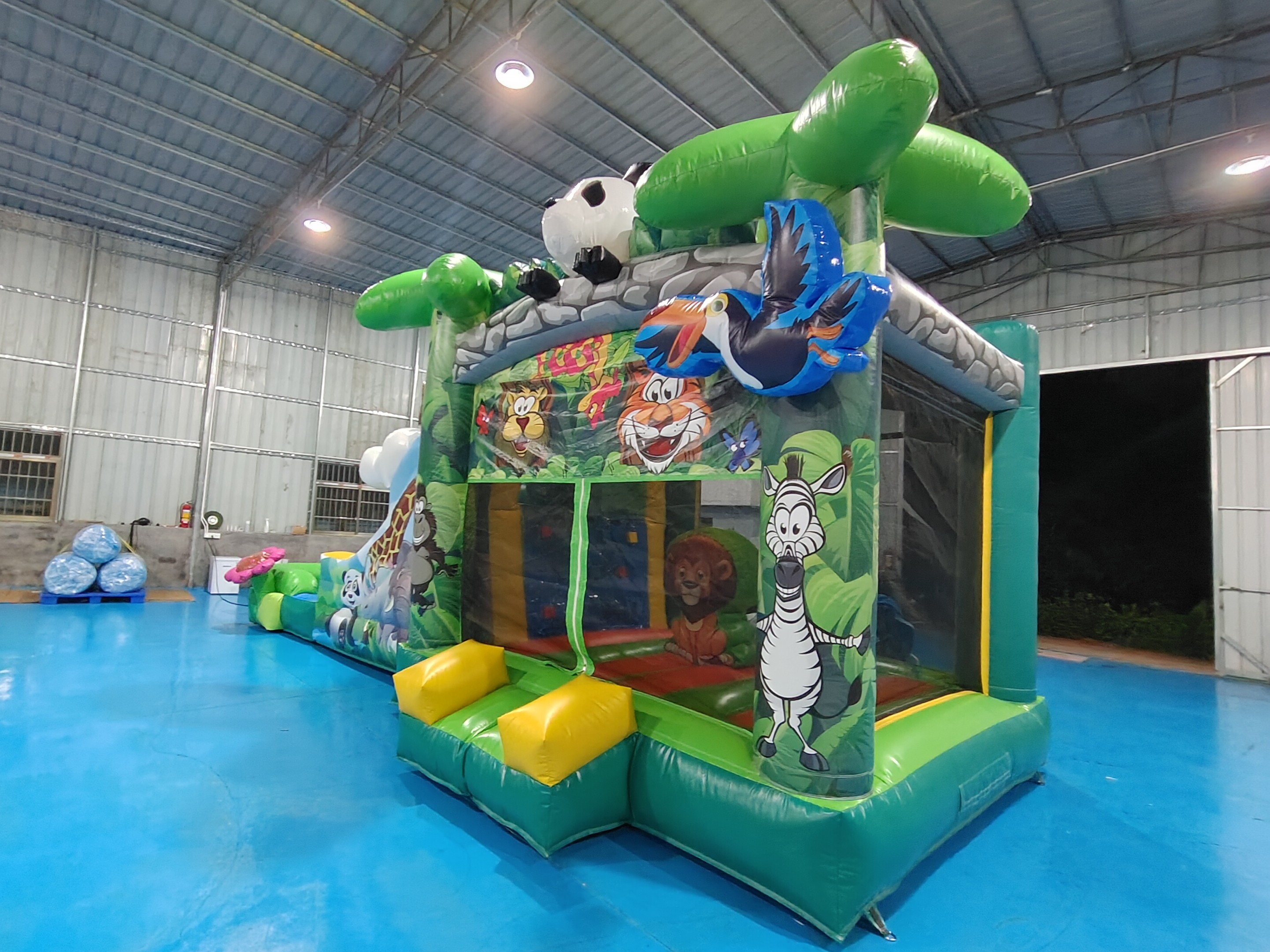 Outdoor Bounce House With Slide Jungle Animals Inflatable Bouncy Castle With Slide Combo Double Slides For Rental