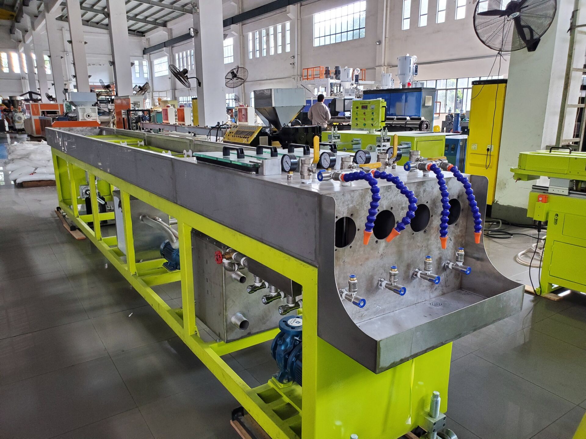 16-32mm 4 Cavities PVC Electric Conduit Plastic Pipe Extrusion Machine , PVC Pipe Production Line