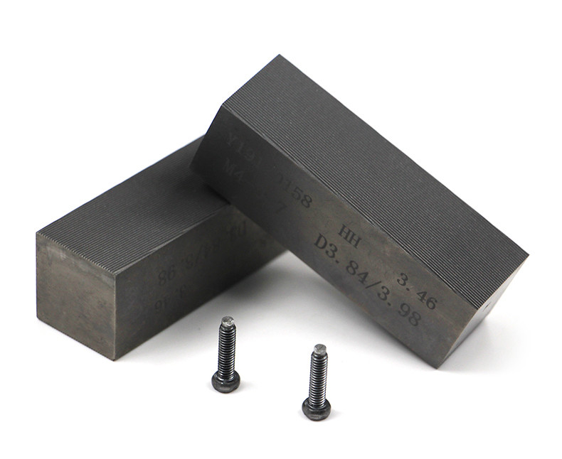 DC53 M2 H9 Material Screw Thread Rolling Dies For Screw Rolling Machine Flat Dies