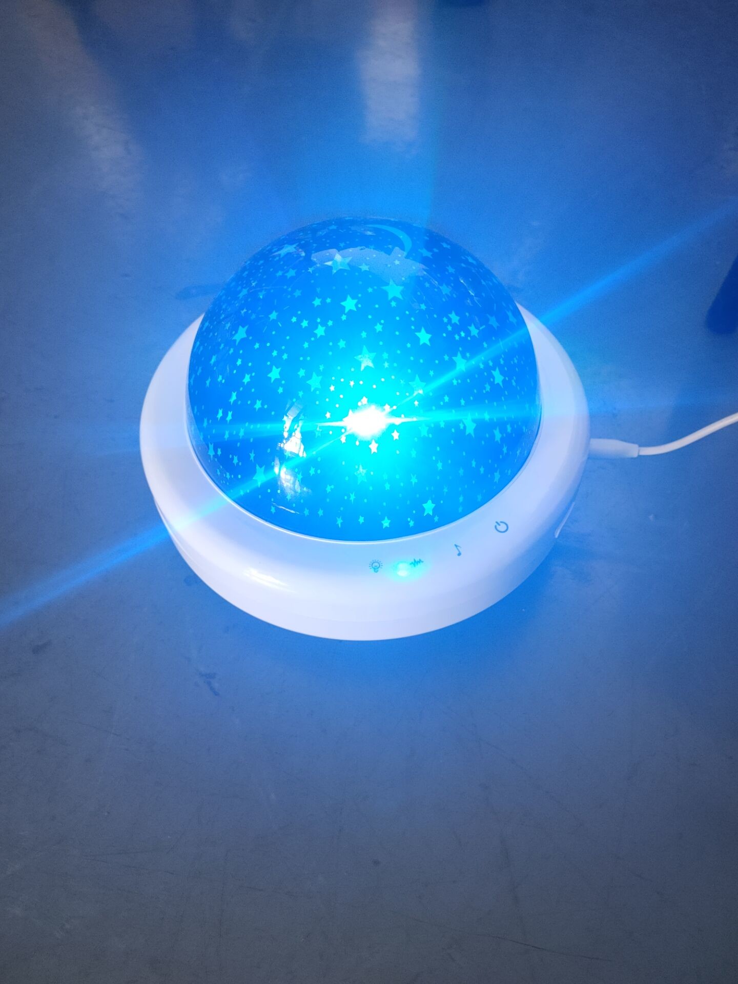 BPA Free Washable Silicone LED Sleep Light Projector AAA Battery Powered For Bedroom