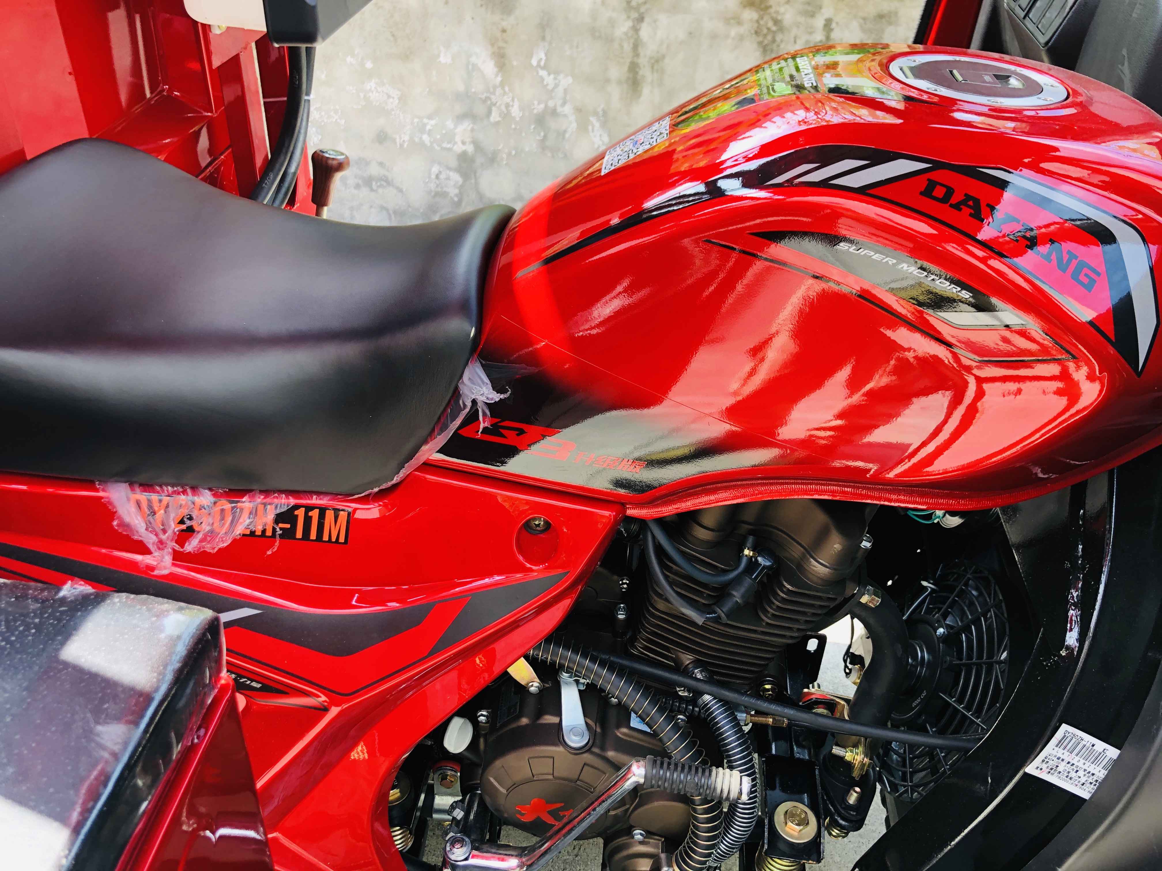 High Payload Capacity ≥400kg 1000W Tricycle 200cc Cargo Motorcycle Tricycle 175cc