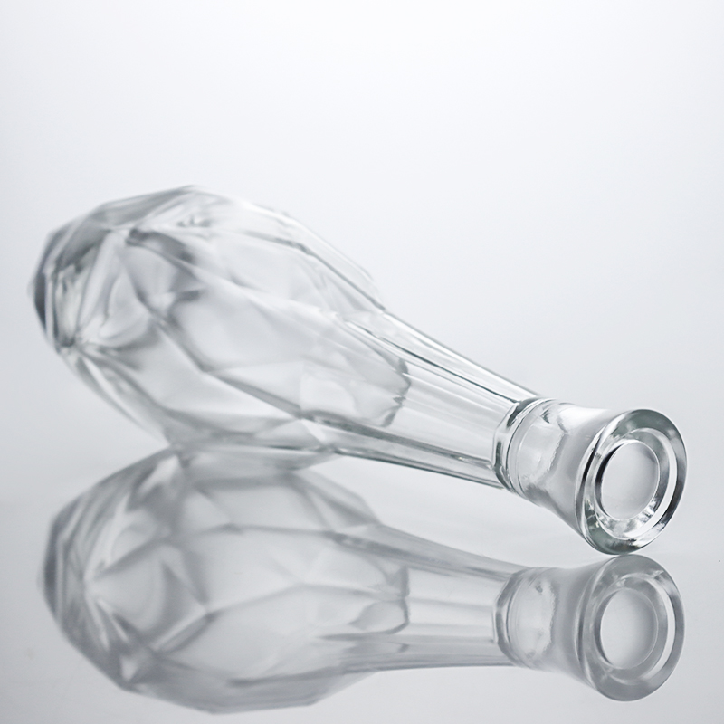 Unique Cork-Capped Super Flint Glass Bottle for Whisky Vodka Tequila Gin Rum
