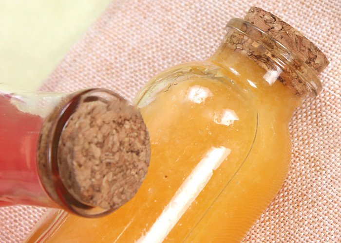 Cylindrical Glass Juice Bottles / Sealable Glass Bottles Straight Shape
